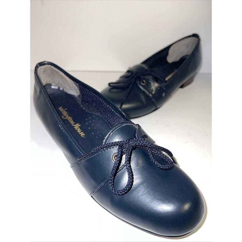 WELLINGTON HOUSE Red Ladies slip on loafers size 8.5-Private Estate VINTAGE